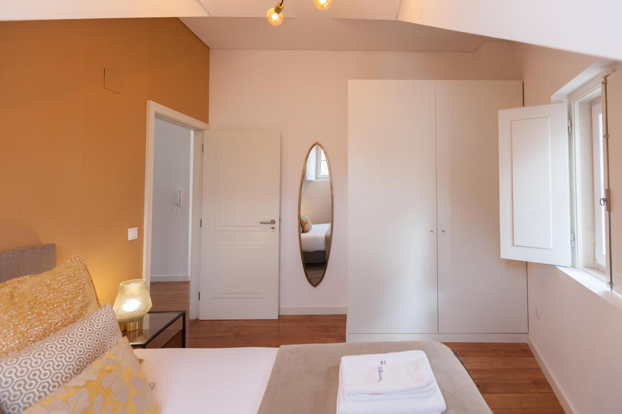 Apartamento Flh Portas Do Sol Duplex With Terrace Lisboa Exterior foto